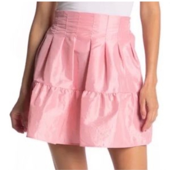 Topshop Dresses & Skirts - Topshop Pink Taffeta Lantern Mini Skirt